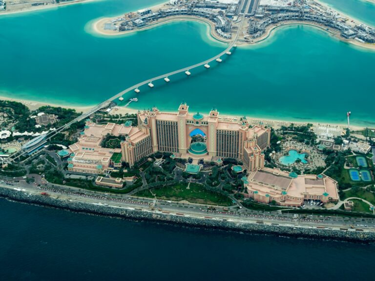 Dubai Holidays List: Uncover the Best Experiences in the Glittering City