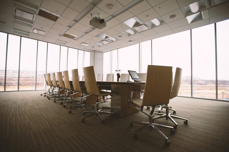 Setting the Stage for Success: Choosing the Right Business Setup Company in the UAE